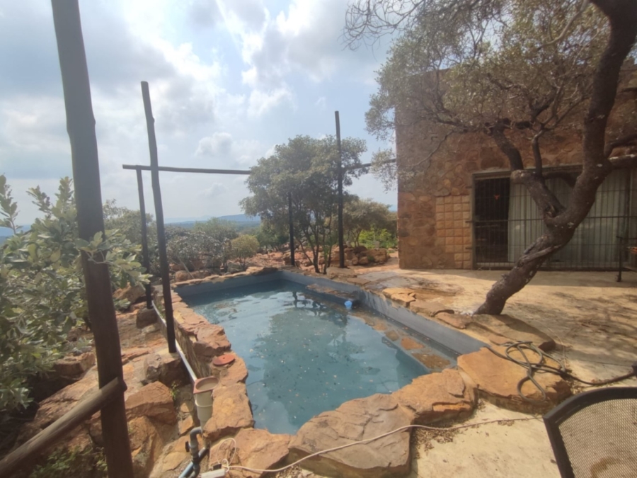 2 Bedroom Property for Sale in Rustenburg Rural North West